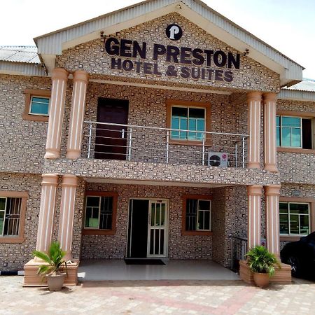 Gen-Preston Hotel And Suites Papalanto Exteriér fotografie